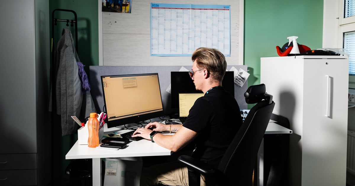 Pitäisikö tekoälyä lisätä julkisissa palveluissa? Nuoret suhtautuvat varttuneempia epäilevämmin