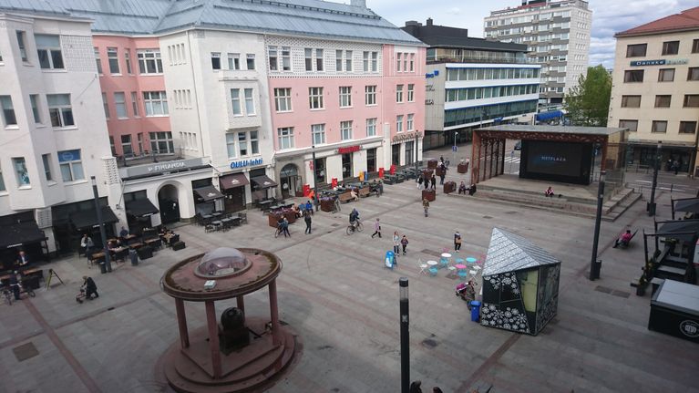 Näkymä Oulun kävelykatu Rotuaarilta.