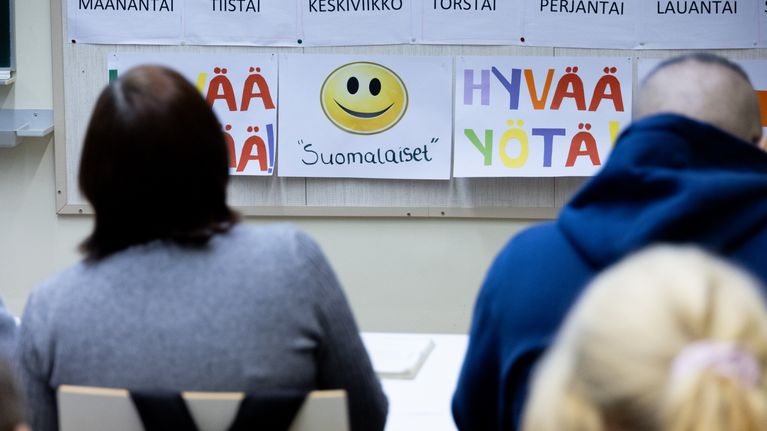 Kotoutumiskoulutus. Suomen kielen kurssi maahanmuuttajille Haminassa.