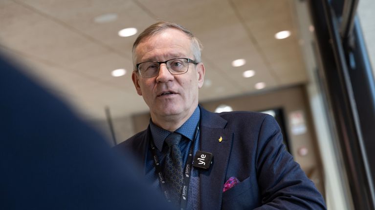 Kuopiossa rekalla junaan törmännyt opiskelija suoritti itsenäistä ...