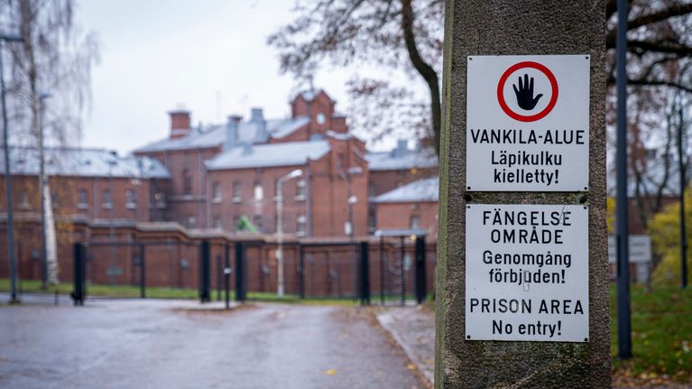 De här brotten sitter flest i fängelse för | Inrikes | Svenska Yle