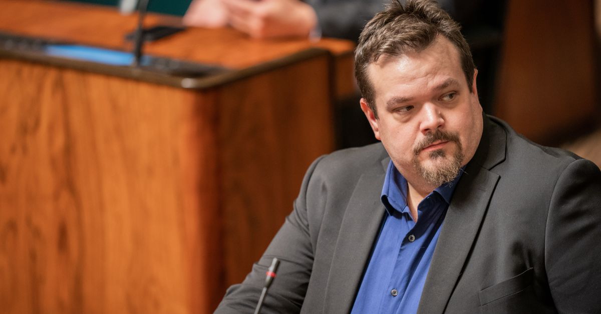 Kansanedustaja Antti Kangas kertoo saaneensa aivoinfarktin