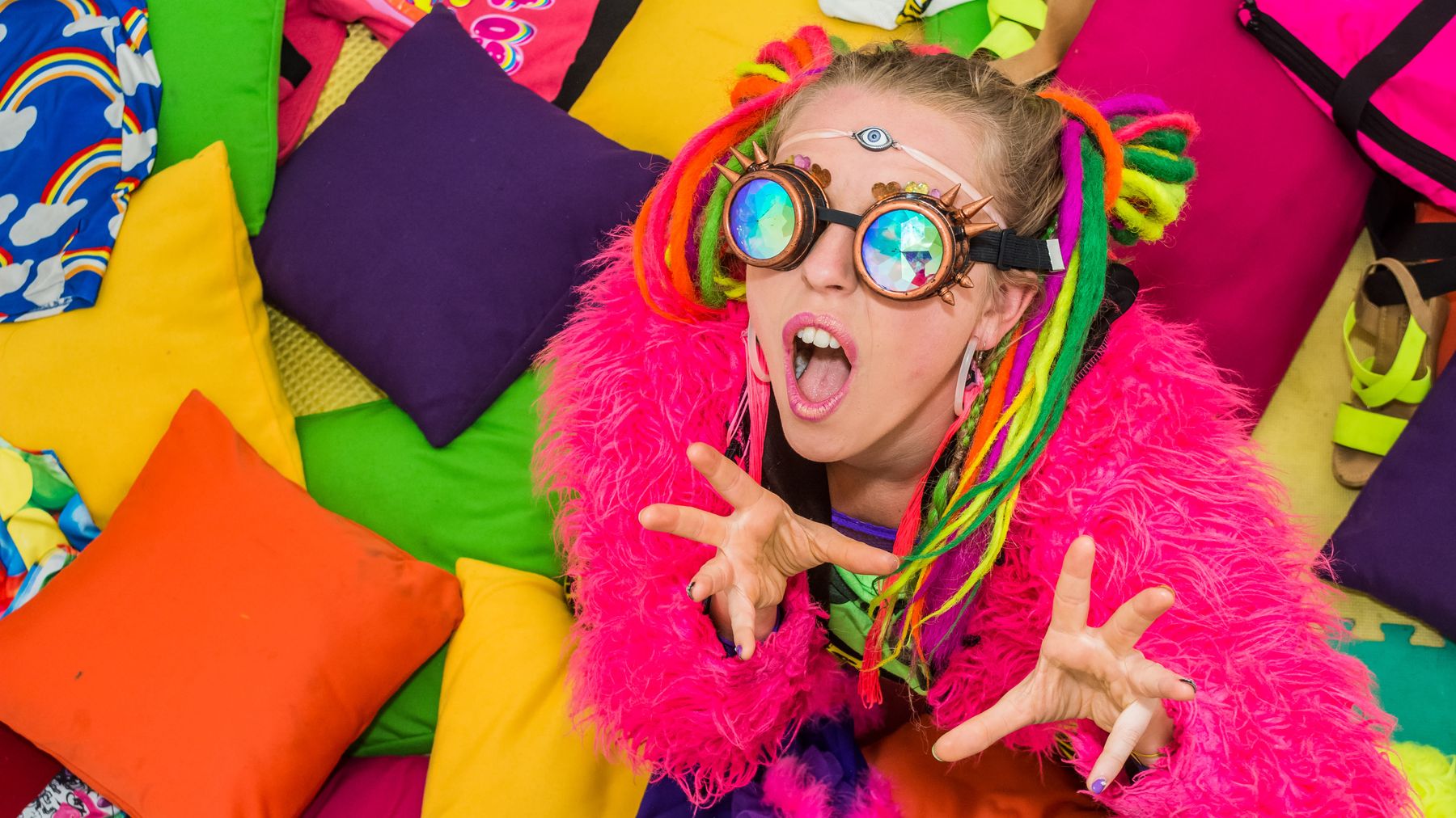 Vicky O'Neon står för 