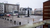 Jyväskylän torilla on yksi torimyyjä.