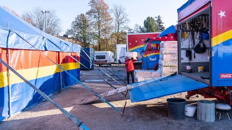 Ignat Ignatov päähevosten kouluttaja, akrobaatti