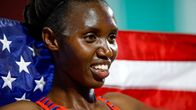 USA:n Ednah Kurgat on yksi maan kolmesta juoksijasta, joka ei voi saada MM-mitalia ensi syksynä. Hän juhli pronssimitalia naisten 10000 metrin finaalissa Santiagon Pan Amerikan kisoissa 30. lokakuuta 2023.     