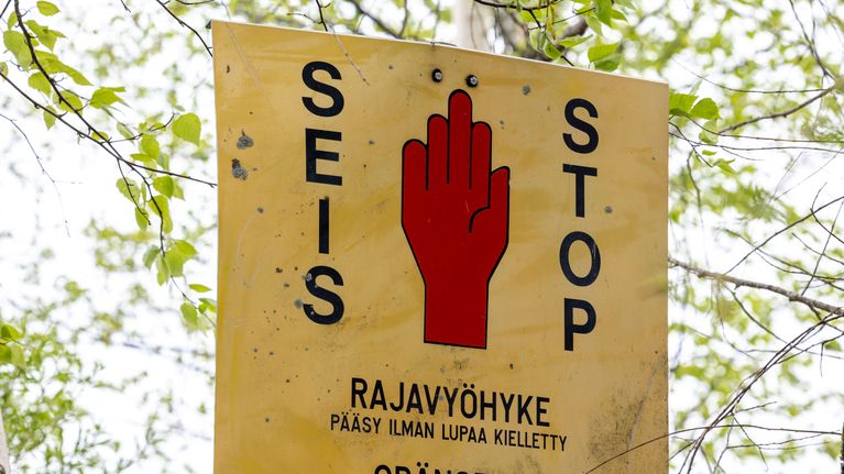 A stop sign at the Finnish border.