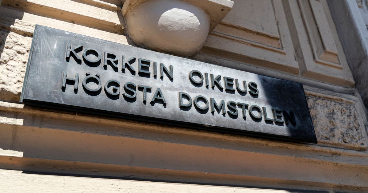 Mies surmasi avopuolisonsa rappukäytävään Joensuus