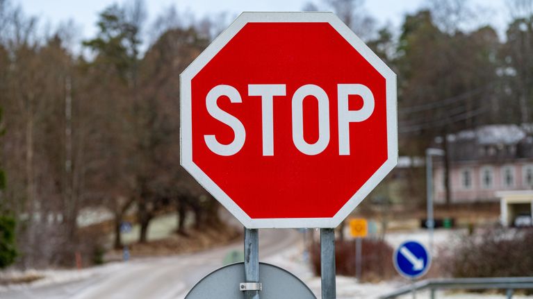 Stop-merkin takaa ajanut aiheutti kolarin Porissa | Satakunta | Yle