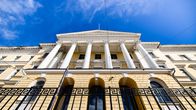 Valtioneuvoston kanslia Helsingissä Senaatintorilla.