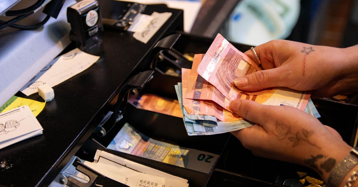 Households should keep enough cash on hand for three days, BoF says ...