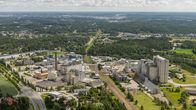 Flygfotografi av Raisiokoncernens fabrik i Reso.