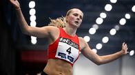 Nora Lindahl vann guld på damernas 200 meter i inomhus-FM i Esbo.