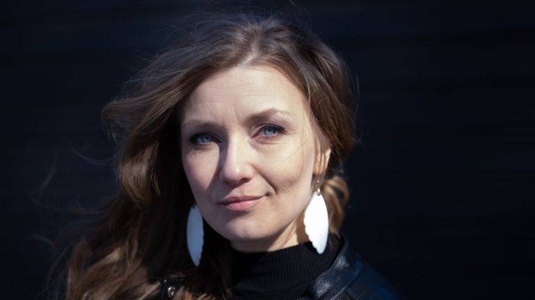 Kirjailija Laura Gustafsson.