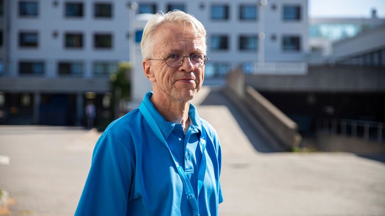 Eksoten ylilääkäri Sami Raasakka.