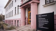 Oulun yliopistollisen sairaalan psykiatrian Peltoantie 15:n terveydenhuollon rakennuksessa toimii useita psykiatrian ja hyvinvoinnin yksiköitä.