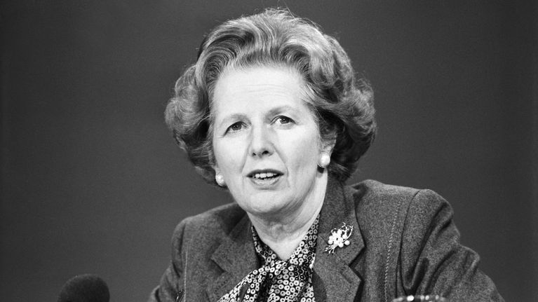 Margaret Thatcher mustavalkoisessa kuvassa.