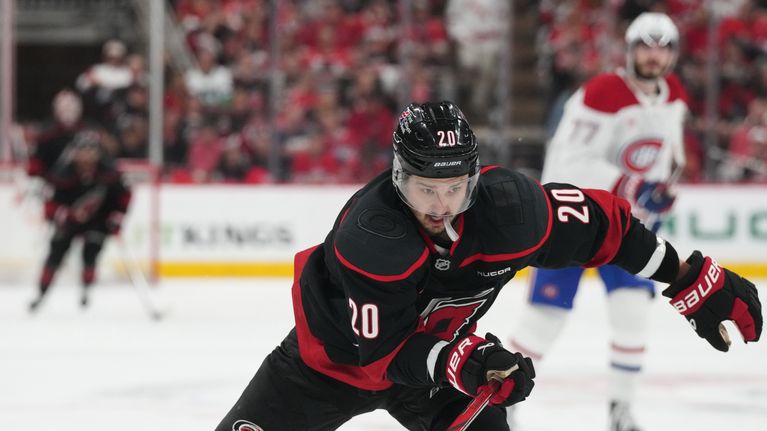 Carolina Hurricanesin Sebastian Aho on edessä olevien Stanley Cup -finaalien ainoa suomalainen. 