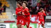 Herman Sjögrell och Luca Weckström firar mål.