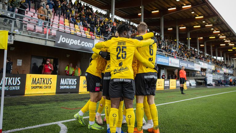 KuPS jublar efter mål 2026.