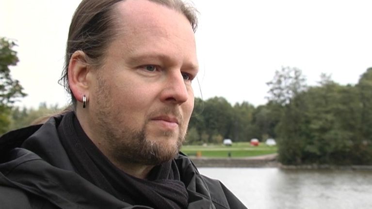 Hur nära grannens stuga får man fiska? | Strömsö | Svenska Yle