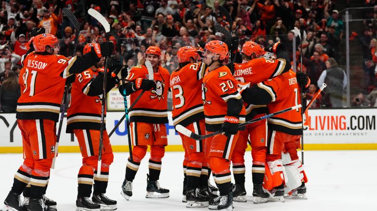 Anaheim Ducks juhlii 2. kierroksen paikkaa NHL:n pudotuspeleissä.