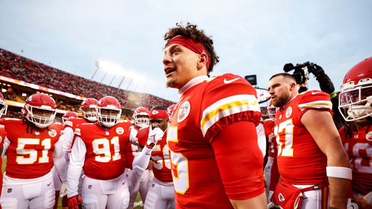 Patrick Mahomes lähikuvassa.