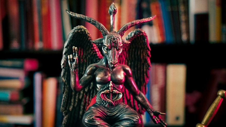 Kuvituskuvassa on satanistien satanistien käyttämä symboli, Baphomet-patsas.