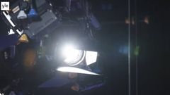 Kuvassa studion valo.