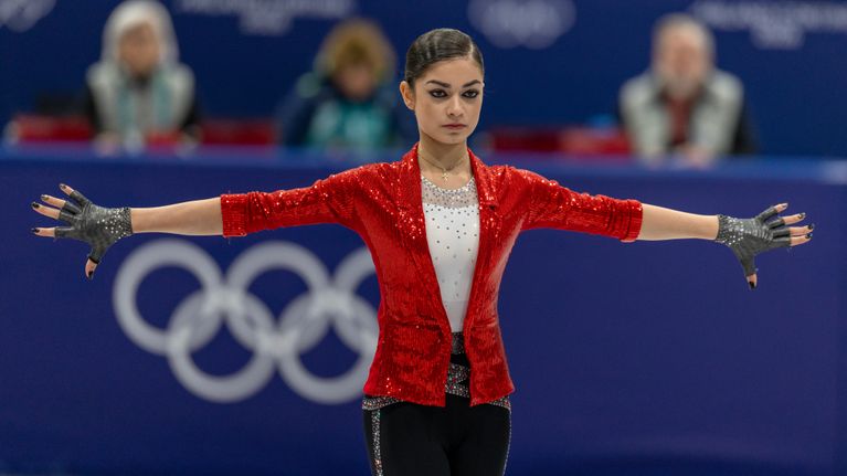Adeliia Petrosjan lyhytohjelmassa Milanon olympiajäällä.