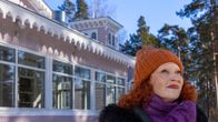 Saimi Hoyer hotelli Punkaharjun edustalla.