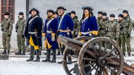 Turkulainen asekeräily-yhdistys Arma Aboa ampui kunnialaukauksia Porin Prikaatin kunniaksi.