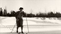 Kuinka nainen sai housut -sarja vuodelta 2012.