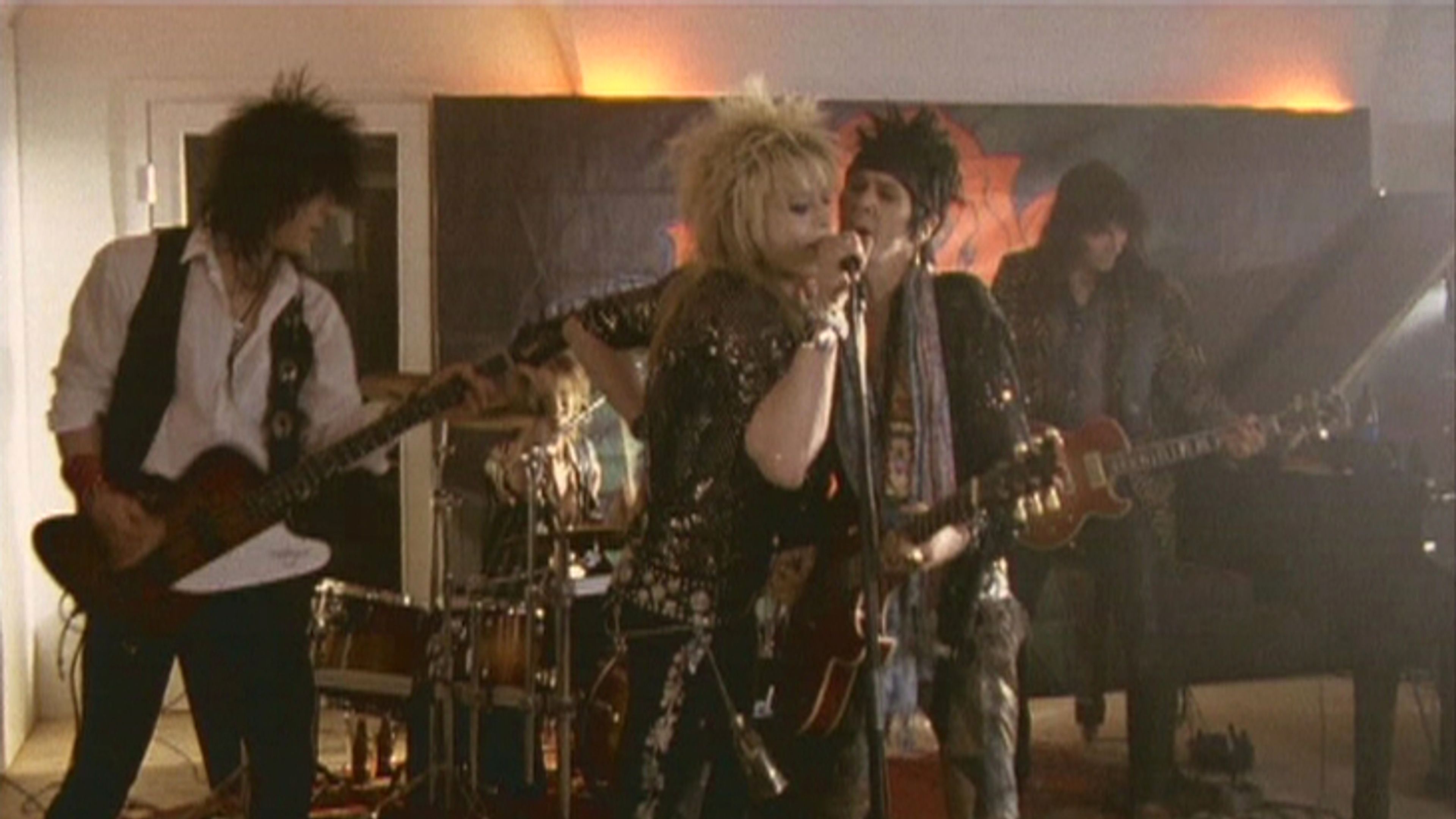 Hanoi Rocks: A Day Late Dollar Short | Yle Areena
