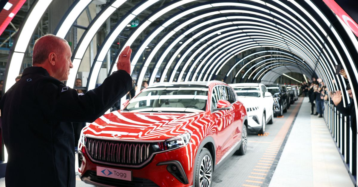 “Presidentin auto” jakaa mielipiteitä Turkissa – uraauurtava sähköauto ...