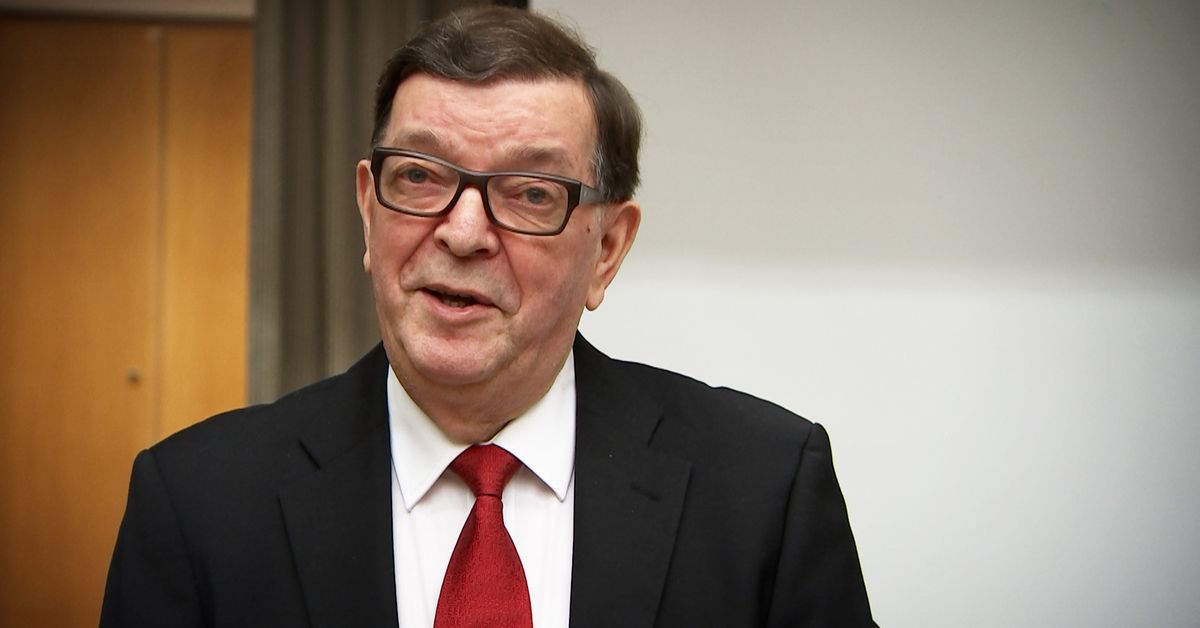 Friday's papers: Paavo's problems, life expectancy shocks and 24 hour karaoke