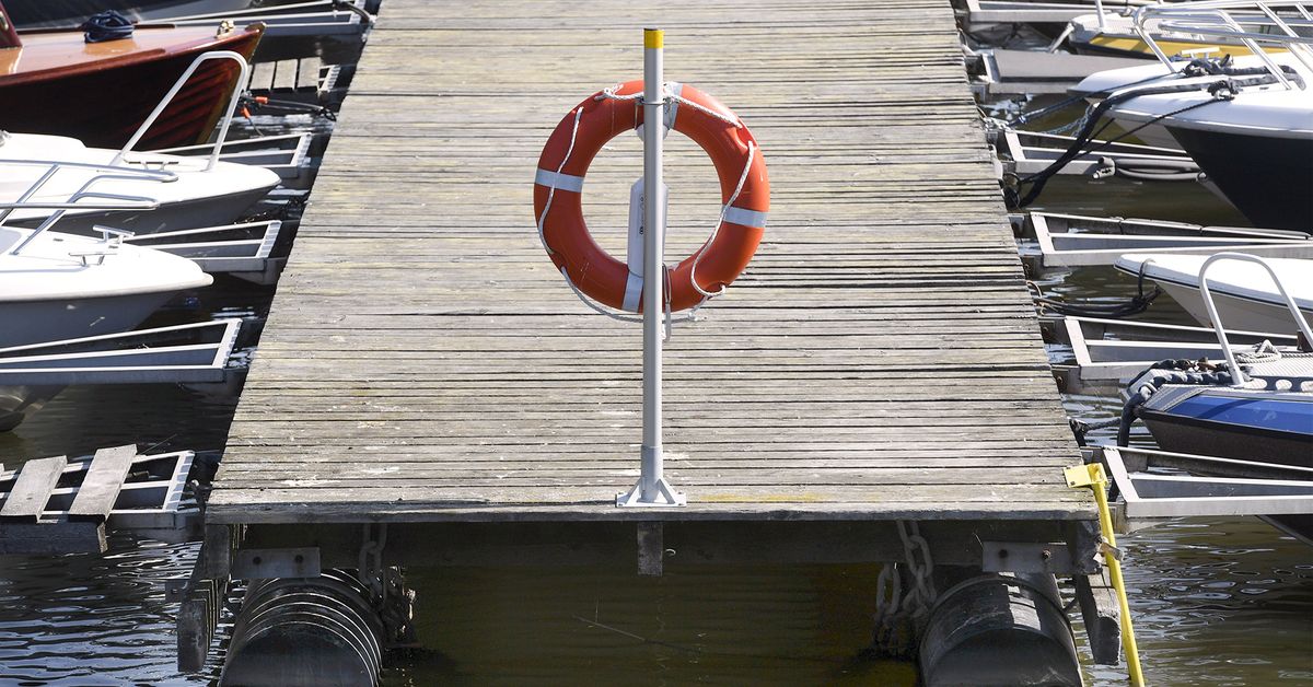 Two road deaths, five drownings over Midsummer