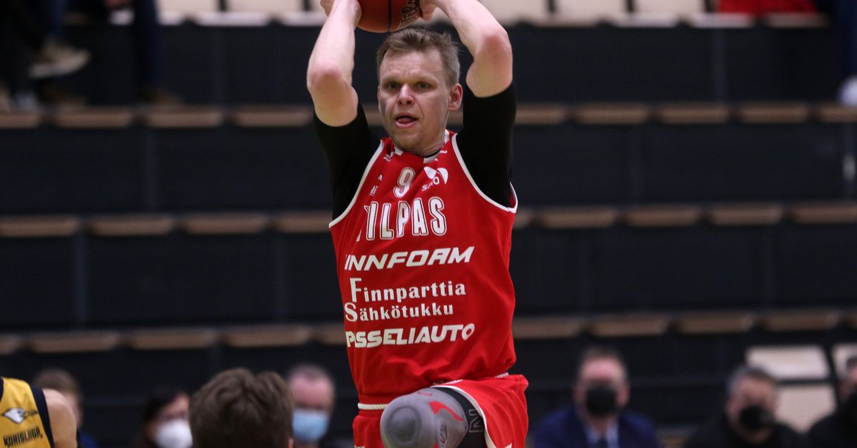 Teemu Rannikko johdatti jo 16-vuotiaana turkulaisjoukkueen peliä ...
