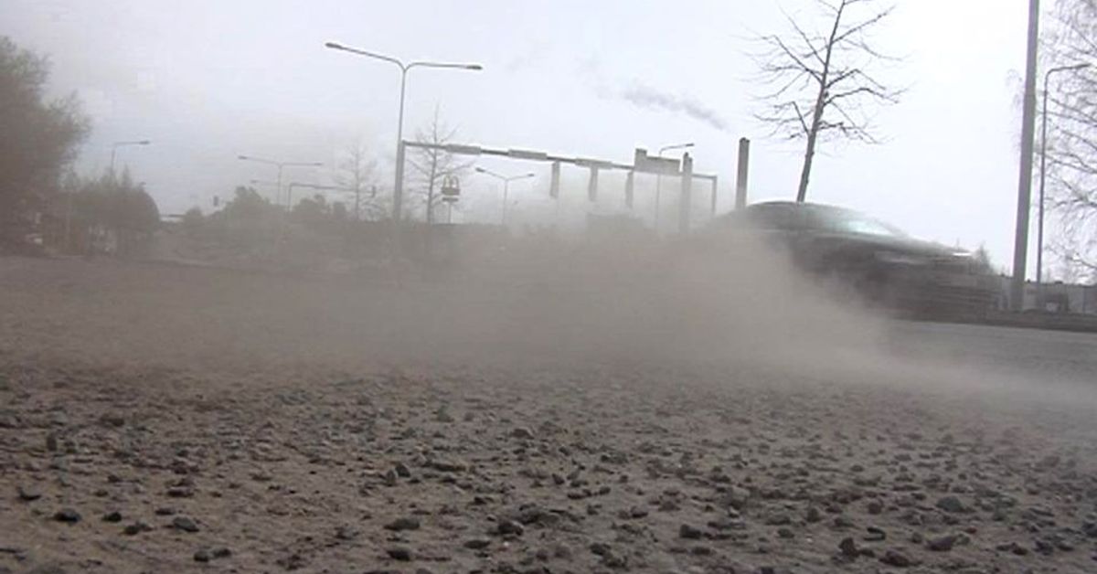 Monday's papers: Urban growth, Tallinn tunnel, dust and pollen