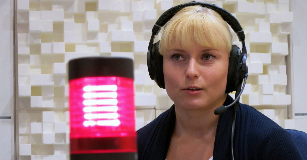 Voimanostaja Hanna Rantala vaihtaa tekniikkapaidan rannesiteisiin ja ...