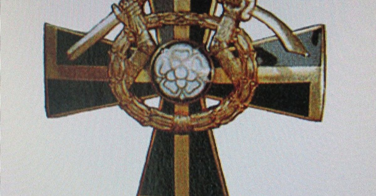 Mannerheim Cross worth 40,000 euros stolen from museum | Yle