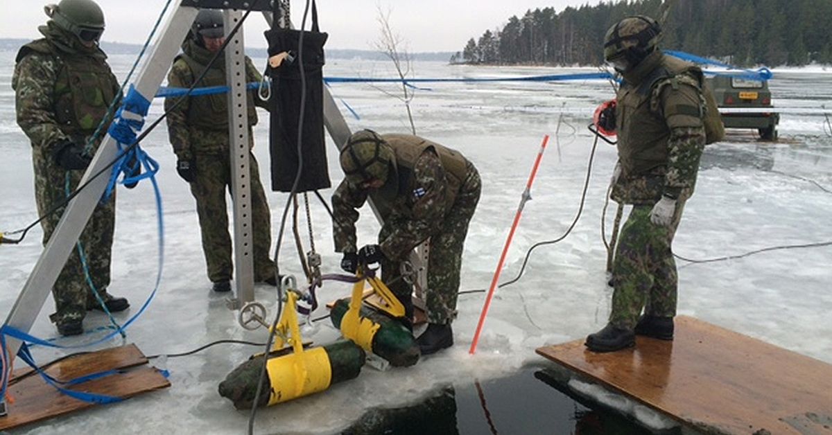Watch: Defence Forces recover over 100 wartime aerial shells | Yle