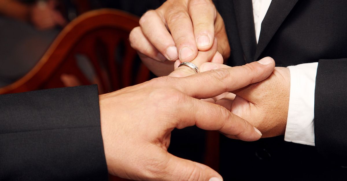 Prof slams Lutheran church over reprimands for gay weddings