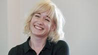 Linda Liukas Otavan ja Liken syksyn kirjojen lehdistötilaisuudessa Helsingissä 15. elokuuta.