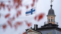 Kuopio koulusurma kaupungintalo suruliputus
