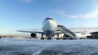 Finnairin Airbus pysäköityn' lentokentällä