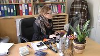 Voimavarakeskuksen johtaja Natalie Gerbert.