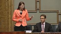 Mari Kiviniemi ja Jyrki Katainen eduskunnassa.