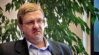 Professori Ilkka Ruostetsaari