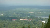 Ristijärven kirkonkylä metsien kätkössä.